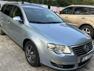 Volkswagen Passat foto 2