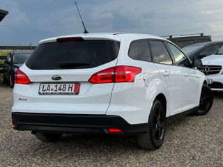 Ford Focus foto 6