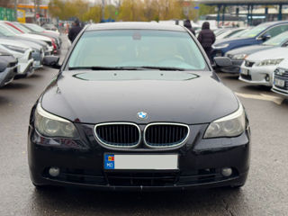 BMW 5 Series foto 4