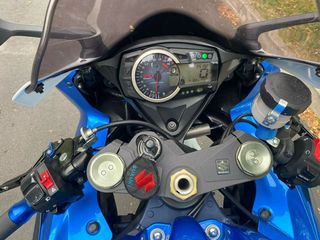 Suzuki GSX1000R foto 2