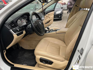 BMW 5 Series foto 8