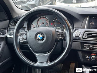 BMW 5 Series foto 11