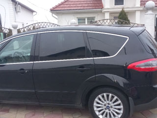 Ford S-Max foto 2