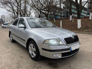 Skoda Octavia foto 3