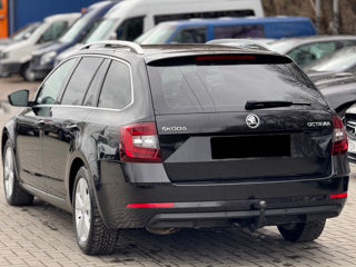 Skoda Octavia foto 3