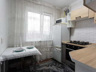 Apartament cu 2 camere, 48 m², Botanica, Chișinău foto 6