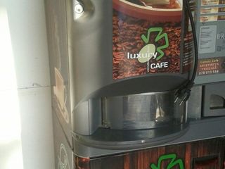 aparat pentru prepararea cafelei cu loc pentru comercializare foto 3