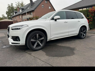 Volvo XC90 foto 1