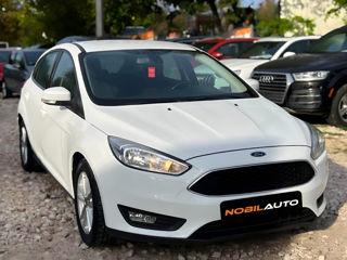 Ford Focus foto 2