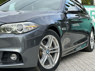 BMW 5 Series foto 4