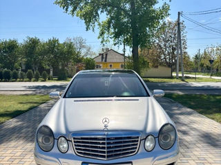 Mercedes E-Class foto 5