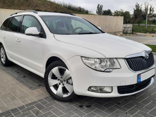 Skoda Superb foto 0