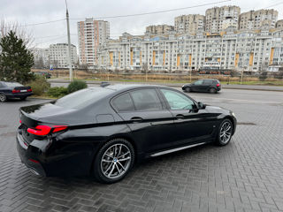 BMW 5 Series foto 7