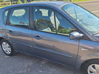 Renault Scenic foto 9