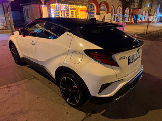 Toyota C-HR foto 4