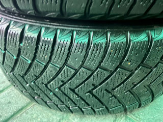 Doua cauciuri de iarna LingLong 2016 215/50 R17 - 1200Lei foto 3