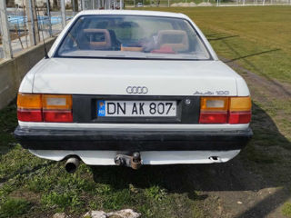 Audi 100 foto 4