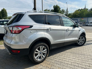 Ford Kuga foto 4