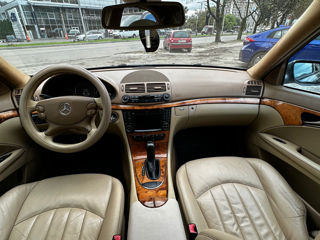 Mercedes E-Class foto 8