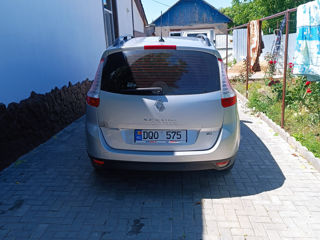 Renault Grand Scenic foto 3