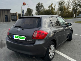 Toyota Auris foto 3