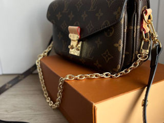 Louis Vuitton Pochette Metis foto 9