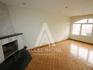 Casă în 2 nivele, 402 m2, 6 ari, Botanica, str. Plaiului, Euroreparație! foto 8