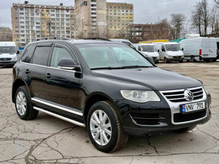 Volkswagen Touareg foto 2