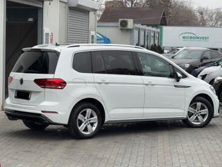 Volkswagen Touran foto 5