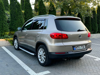 Volkswagen Tiguan foto 3