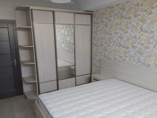 Apartament cu 2 camere, 75 m², Buiucani, Chișinău foto 7