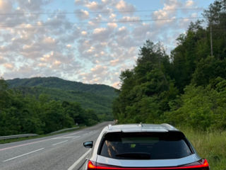 Lexus UX 300e