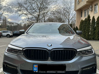 BMW 5 Series foto 2