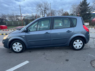 Renault Scenic foto 2