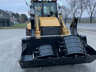 Buldoexcavator macao bx900 d pret cu tva garanție 2 anii .Este în stoc foto 3