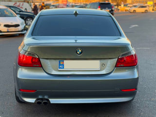 BMW 5 Series foto 6