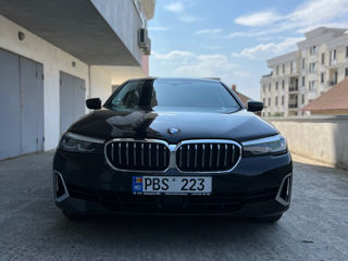 BMW 5 Series foto 2