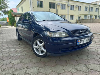 Opel Astra foto 2