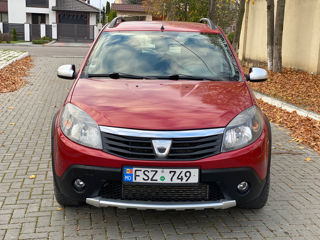 Dacia Sandero Stepway фото 3