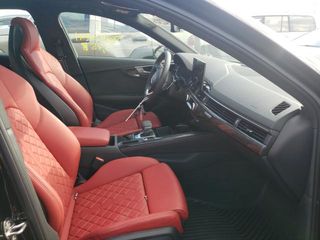 Audi S4 фото 5
