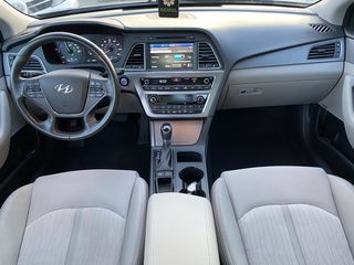 Hyundai Sonata foto 13