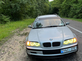 BMW 3 Series foto 4