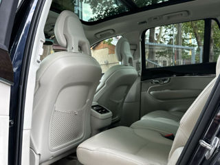 Volvo XC90 foto 15