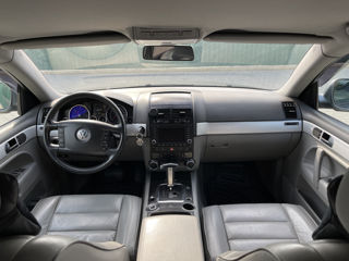 Volkswagen Touareg foto 9