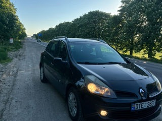 Renault Clio foto 2