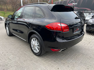 Porsche Cayenne foto 4