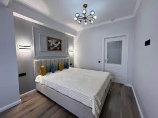 Apartament cu 2 camere, 53 m², Sculeni, Chișinău foto 2