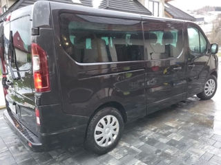 Opel Vivaro foto 2