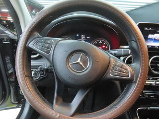 Mercedes C-Class foto 8