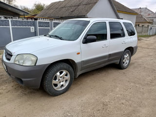 Mazda Tribute foto 3